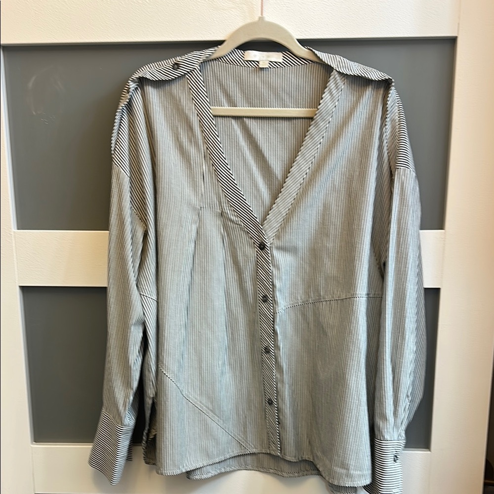 Anthropologie Chic Striped Button down Boxy Blouse